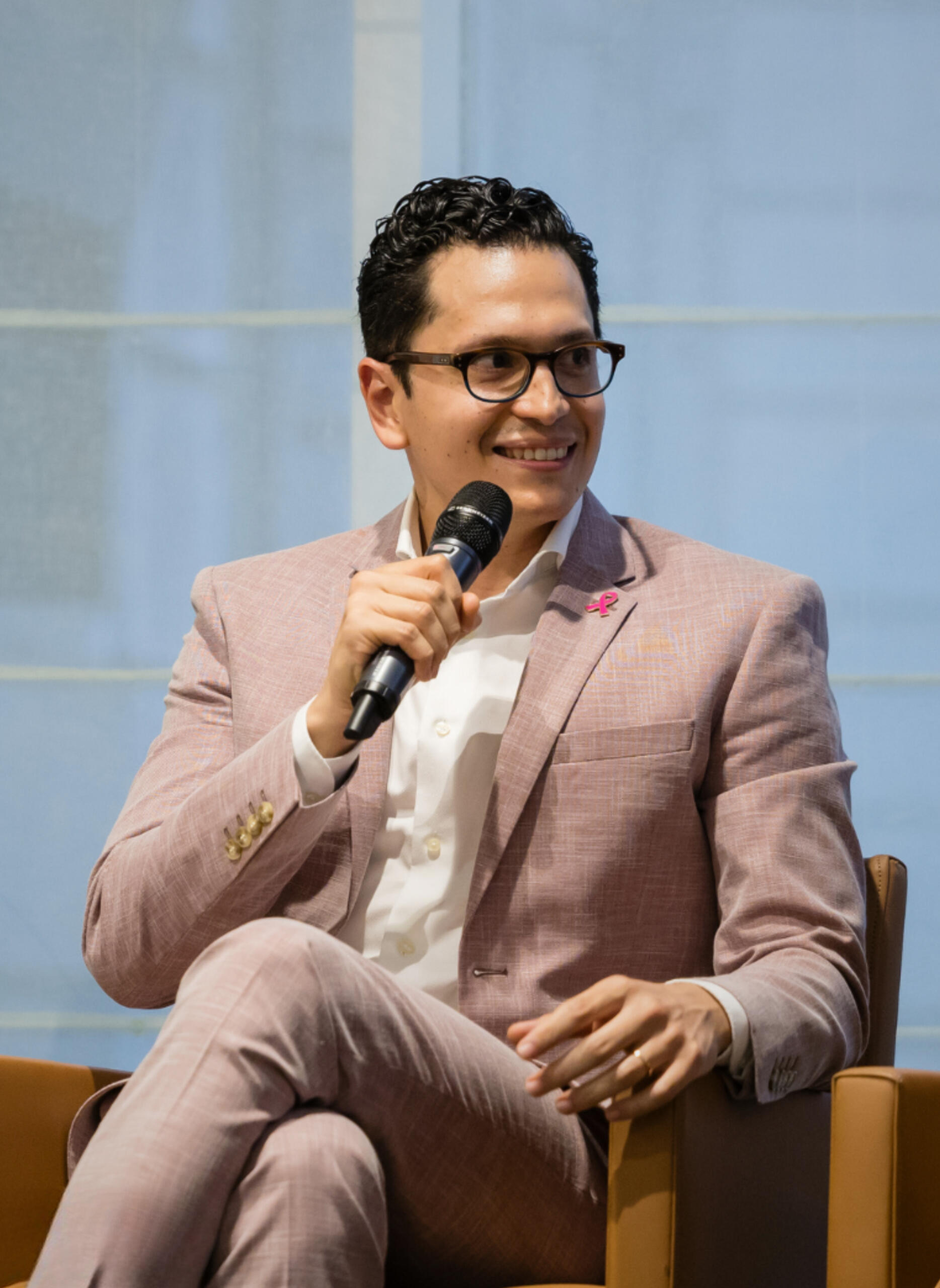 A profile photo of Dr. José González a members of The Doctorpreneur Network.